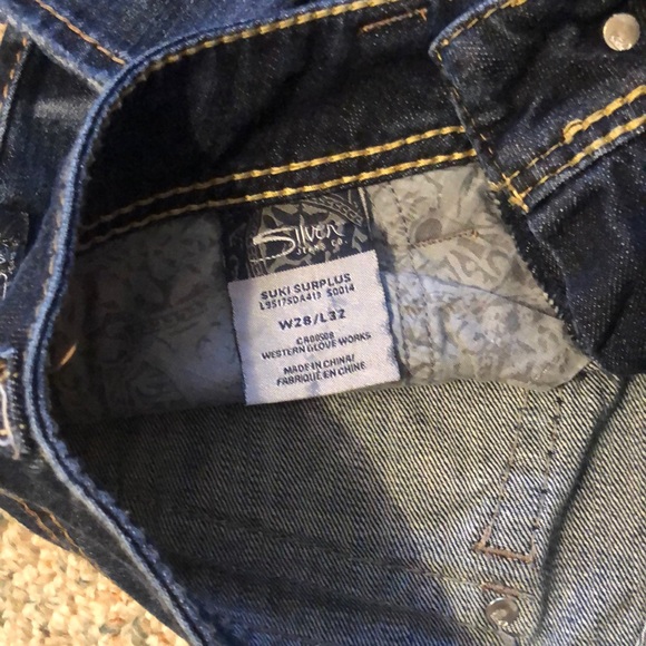 Silver Jeans - Picture 6 of 6